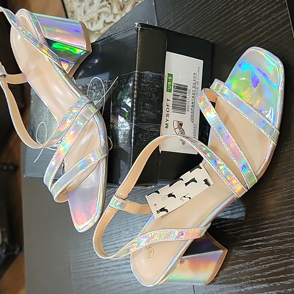 Mysoft Fantasy Silver strappy chunky block low 3" heel sandal open toe sz 9 NEW…